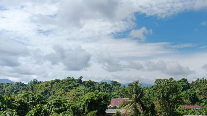 Info Cuaca Sulawesi Utara Selasa 14 April 2026, Mayoritas Wilayah Berpotensi Diguyur Hujan