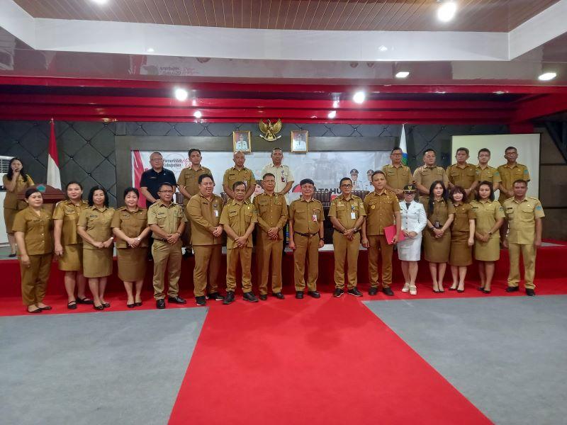 Usai Melantik Puluhan ASN, Sekda Minut Novly Wowiling Tekankan Hal Ini