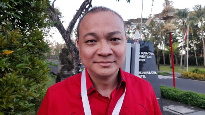 Sekretaris-DPD-PDIP-Sulut-Reza-Rumambi-mengikuti-Kongres-PDIP-ke-6-di-Nusa-Dua-Bali.jpg