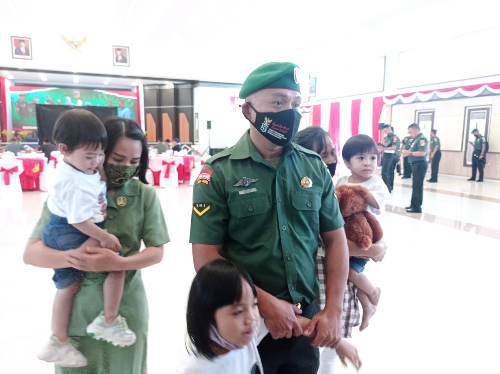 Serda Fredrik Lumowa Bahagia Joana dan Jofelin Sehat Setelah Operasi: Hanya Tuhan yang Bisa Membalas