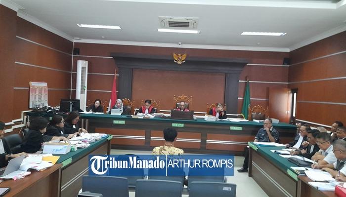 Sidang-lanjutan-kasus-dugaan-korupsi-dana-hibah-dari-HJHGJGUI789789JKGK.jpg