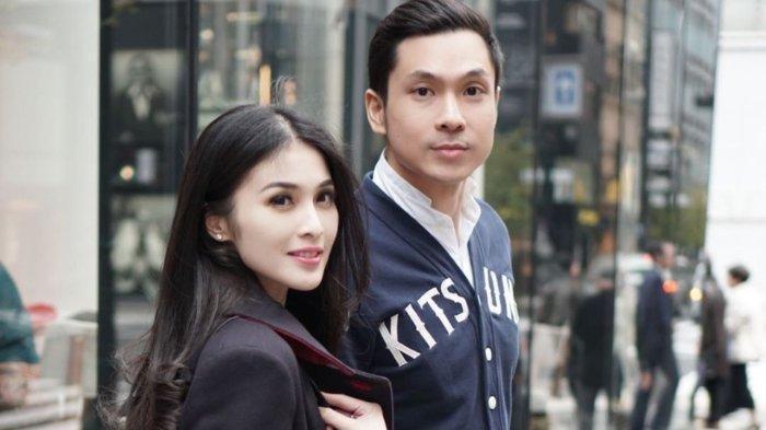 Potret 2 Mobil Rolls Royce Milik Harvey Moeis yang Disita Kejagung, Sudah Telat Pajak