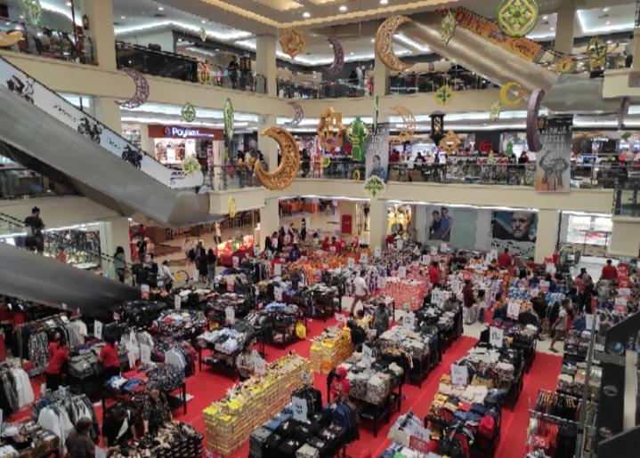 Jelang Idul Fitri 1444 Hijriah, Pengunjung Megamall Capai 45 Ribu Orang per Hari
