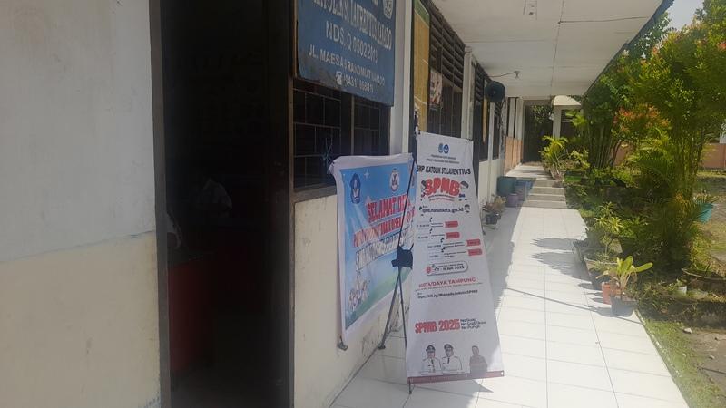 Chromebook di SMP Katolik St Laurentius Manado Masih Berfungsi dan Digunakan Siswa