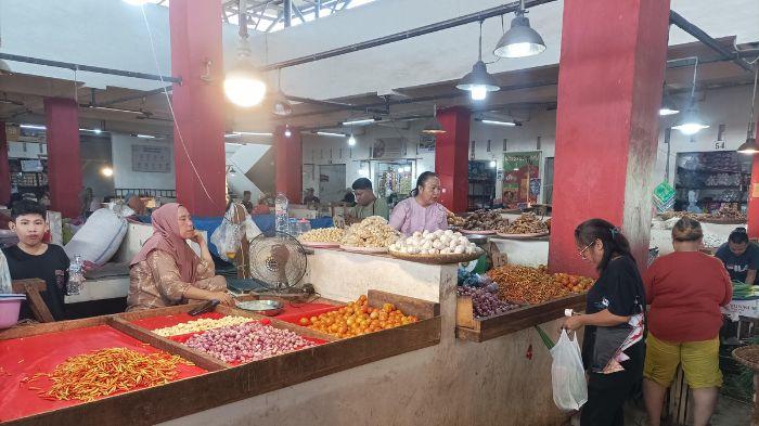 Suasana-di-Pasar-Bersehati-Manado-Kamis-1162026.jpg