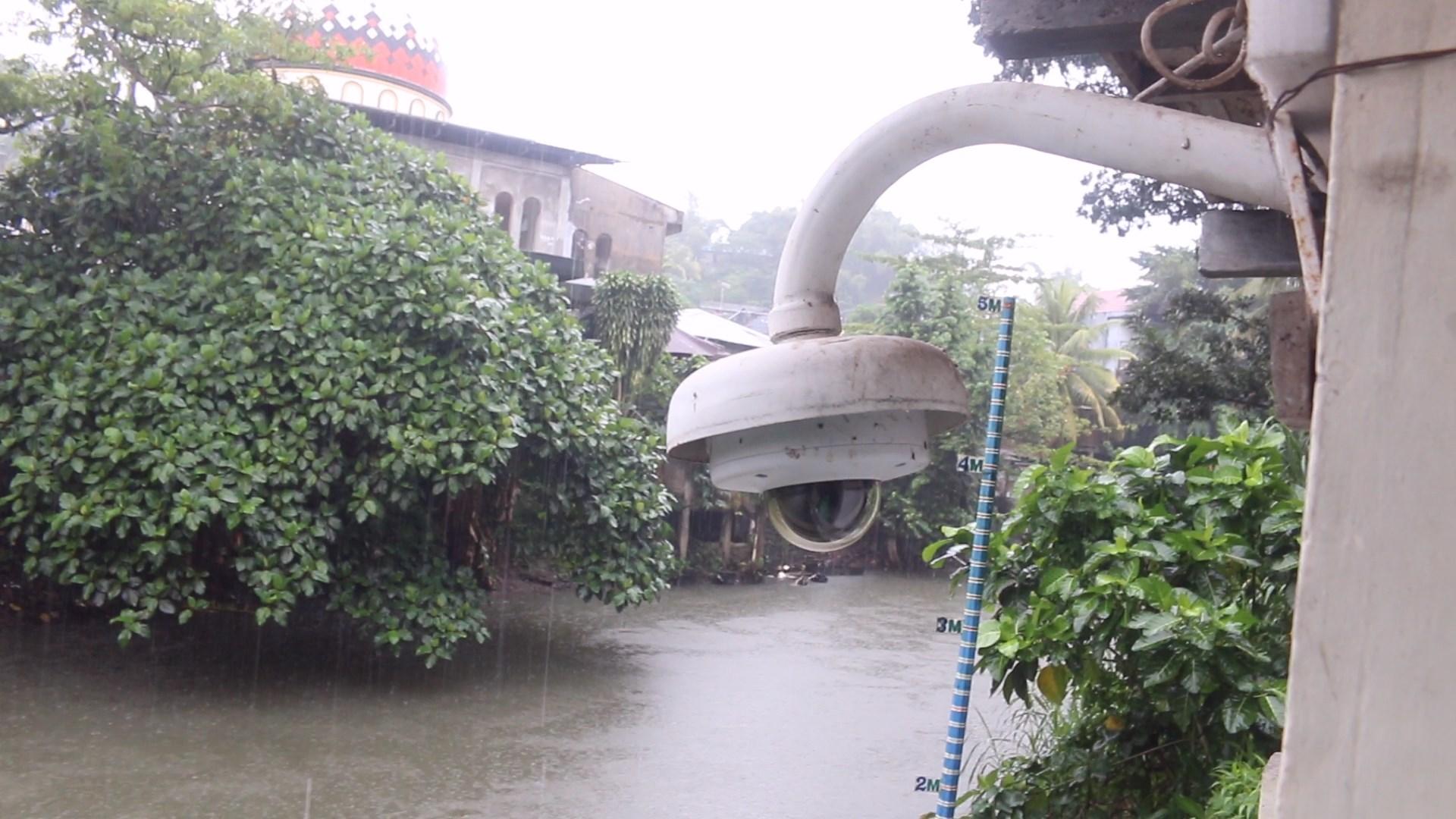 Suasana-di-Pos-Pemantau-Banjir-Dendengan-Luar-yang-berlokasi-di-Lingkungan-3014.jpg