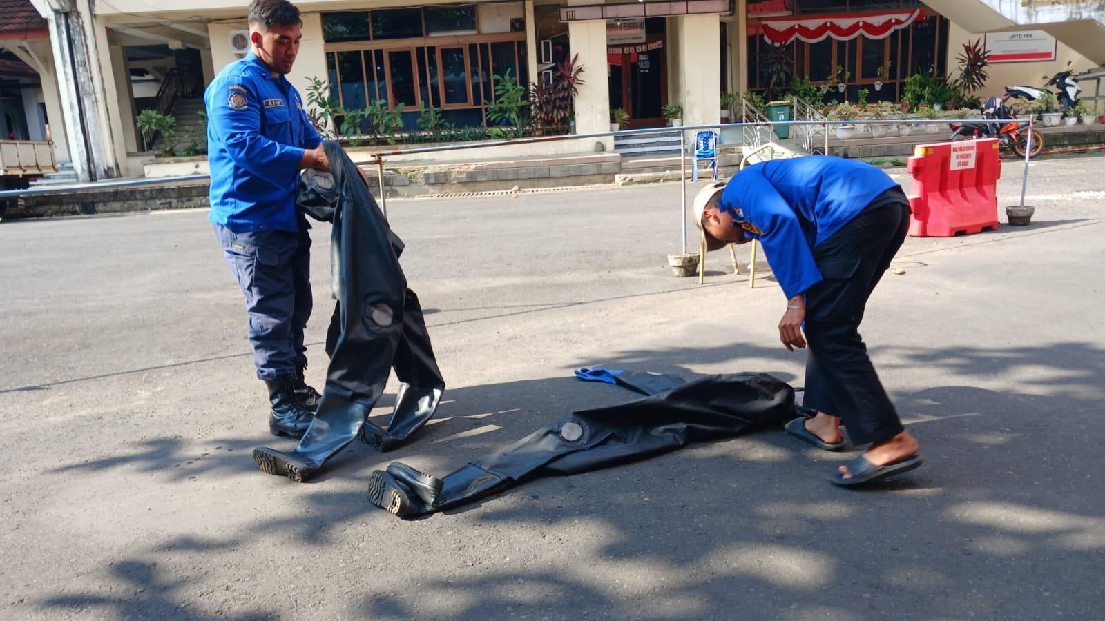 Pengalaman Unik Damkar Manado, Diminta Rayakan Ulang Tahun Anak Kos
