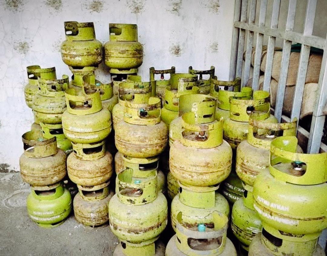 Tabung-Gas-Elpiji-3-Kg-di-Malalayang-Manado-Sulawesi-Utara-GFT.jpg