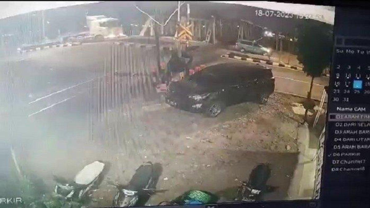 Kronologi Kereta Api Brantas Semarang Tabrak Truk, Masinis Sampai Lakukan ini untuk Selamatkan Diri