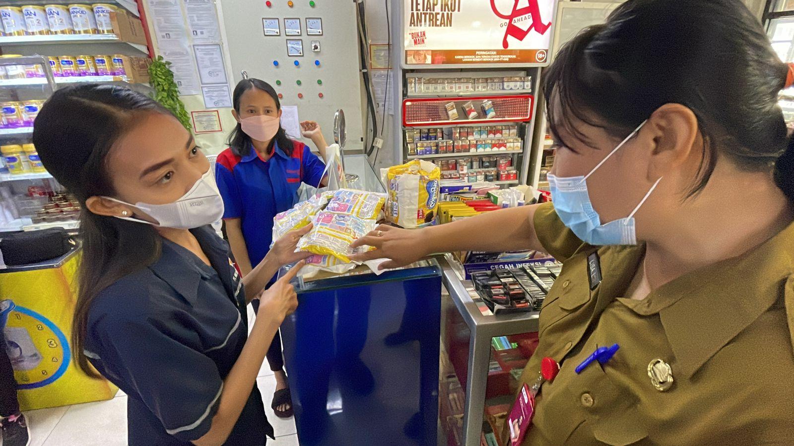 Sidak di Kota Bitung, Penjelasan soal Popok Bayi yang Dikira Kedaluwarsa