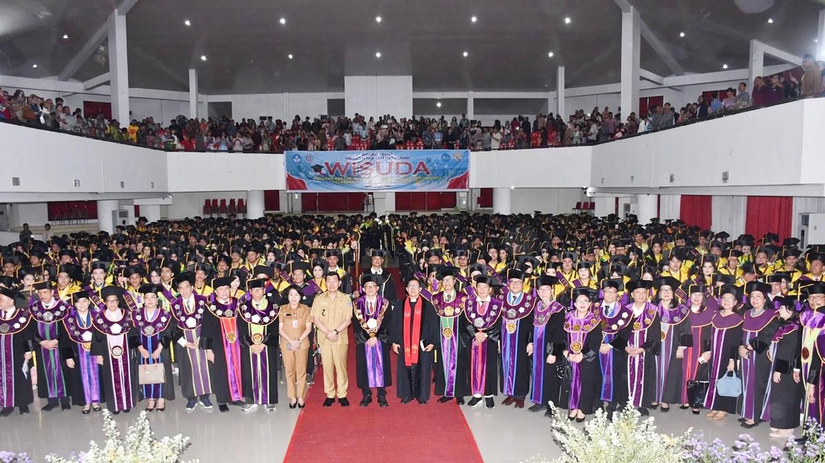 Unsrat Manado Gelar Wisuda Gelombang V TA 2025/2026, Rektor Tekankan Peran Lulusan Bangun Peradaban