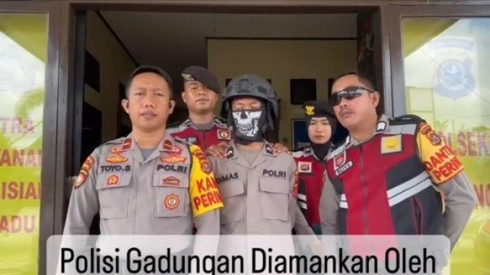 Viral-Polisi-Tangkap-Polisi-Gadungan-di-Kendari-Ternyata-Masih-SMP-hingga-Berani-Atur-Lalulintas.jpg