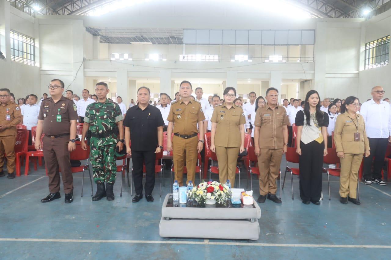 Wali-Kota-Tomohon-Caroll-Senduk-melantik-393-pengurus-serta-pengawas-KKMP.jpg