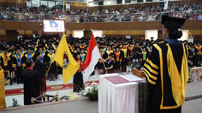 538 Creative Minority Siap Berdaya Dampak, Wisuda Periode II Tahun 2024 UKSW