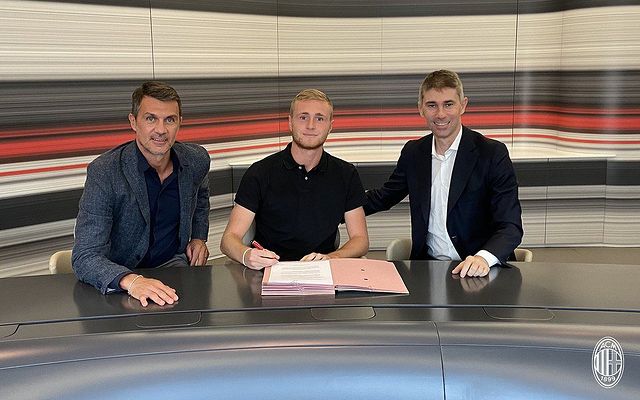 AC Milan Bakal Pulangkan Pobega, Tak Ingin Mengulang Pengalaman Pahit Melepas Manuel Locatelli