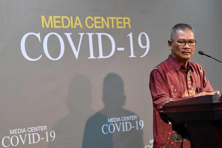 achmad-yurianto-memberikan-keterangan-pers-di-kantor-presiden.jpg