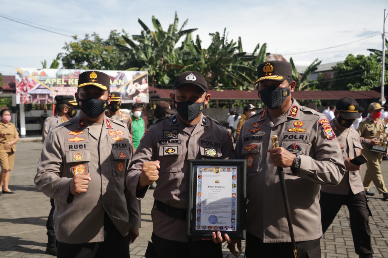 Mampu Membuat Terobosan Kreatif, Anggota Polres Kotamobagu Dapat Penghargaan dari Kapolda Sulut
