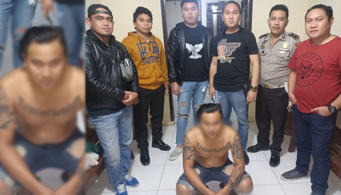 Ajakan Duel Tak Kesampaian, Mario Merusak Pintu Dengan Parang