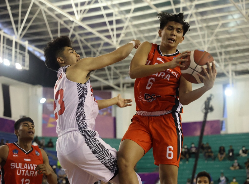 Pesan Fictor Roring ke Tim Basket Sulut di PON XX Papua 2021