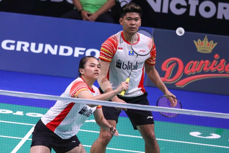aksi-praveen-jordanmelati-daeva-oktavianti-pada-semifinal-denmark-open.jpg