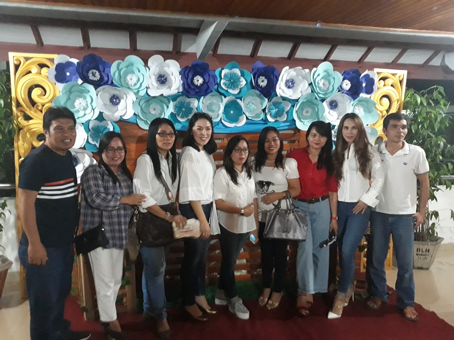 Alumni SMA dan SMK Advent Klabat Bantu Siswa Kurang Mampu