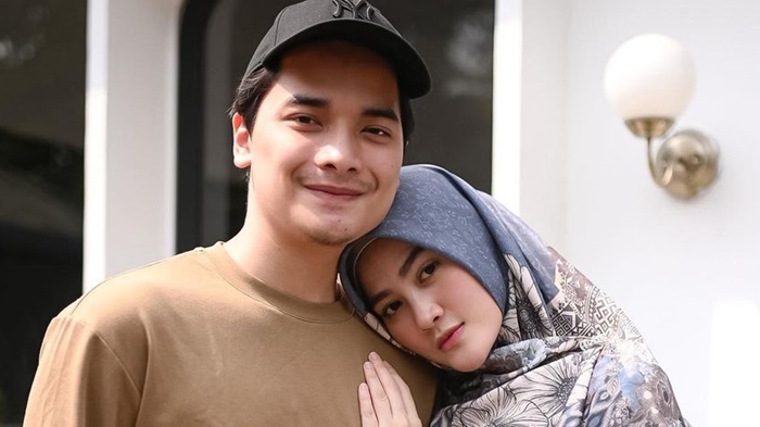 Henny Rahman Pamer Mobil Hadiah dari Alvin Faiz: 'Baik Banget!'