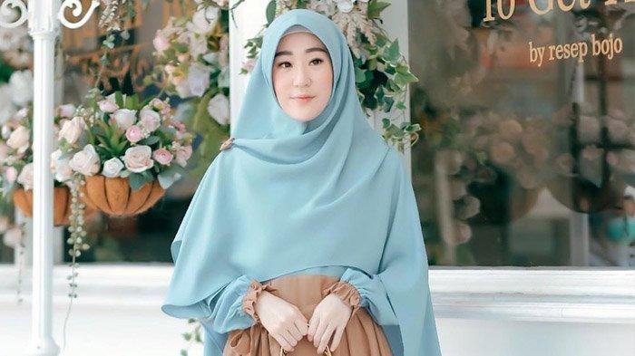 Yusuf Sakit, Larissa Chou Batal Lanjut Kuliah demi Rawat sang Anak