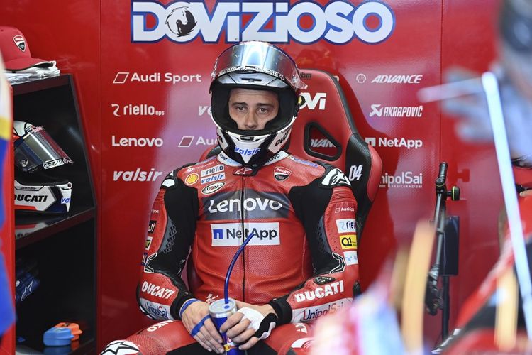 andrea-dovizioso-dirumorkan-masuk-ke-yamaha-ada-kemungkinan-gantikan-rossi-lorenzo-ke-aprilia.jpg
