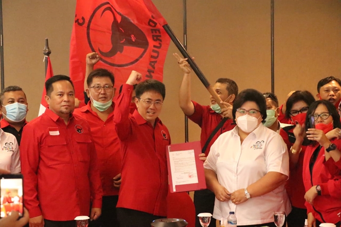 Final, Andrei Angouw-Richard Sualang Diusung Banteng di Pilwako Manado