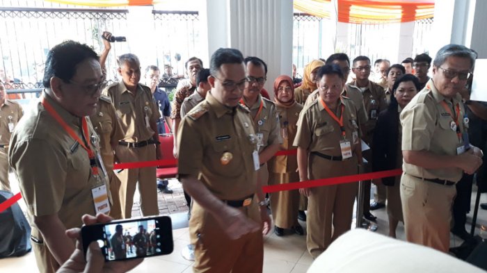 anies-baswedan_20180528_141013.jpg