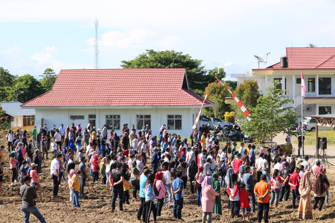 Suasana Perdana ASN Boltim Masuk Kantor Setelah WFH, Tetap Menerapkan Protap Covid-19