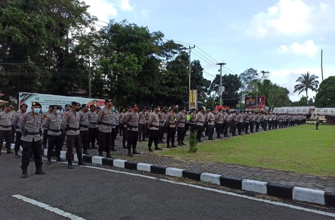 apel-persiapan-pengamanan-yang-dilakukan-polres-minut.jpg