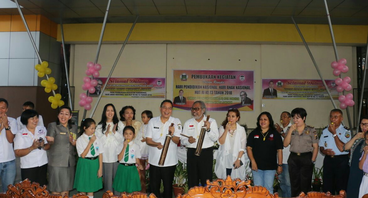 Arist Merdeka Sirait Kunjungi Tomohon, Ada Apa?