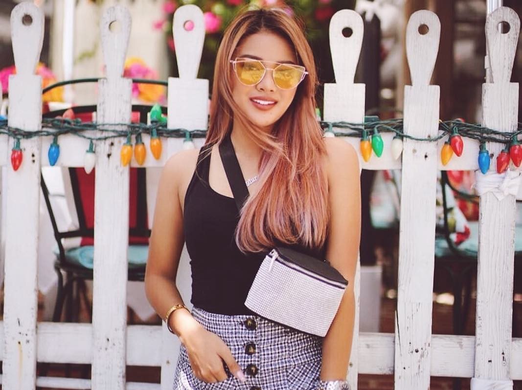 Lucu! Aurel Hermansyah Jadi Tukang Jamu Tapi Lupa Lepas Bulu Mata Palsu