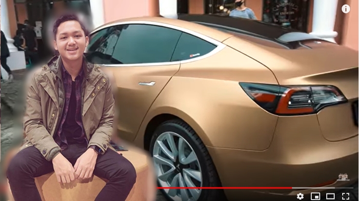 azriel-hermansyah-dapat-kado-mobil-listrik-tesla-dari-ashanty.jpg