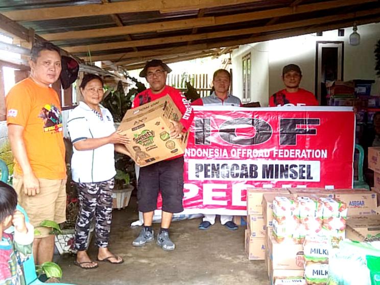 IOF Minsel Sulawesi Utara Bawa Bantuan untuk Korban Bencana Banjir di Papakelan Minahasa