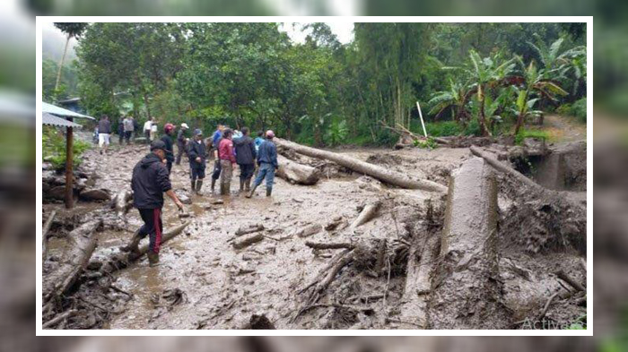 Banjir Bandang Terjang Pemukiman Warga di Kawasan Puncak Bogor Pukul 09.00 WIB Tadi