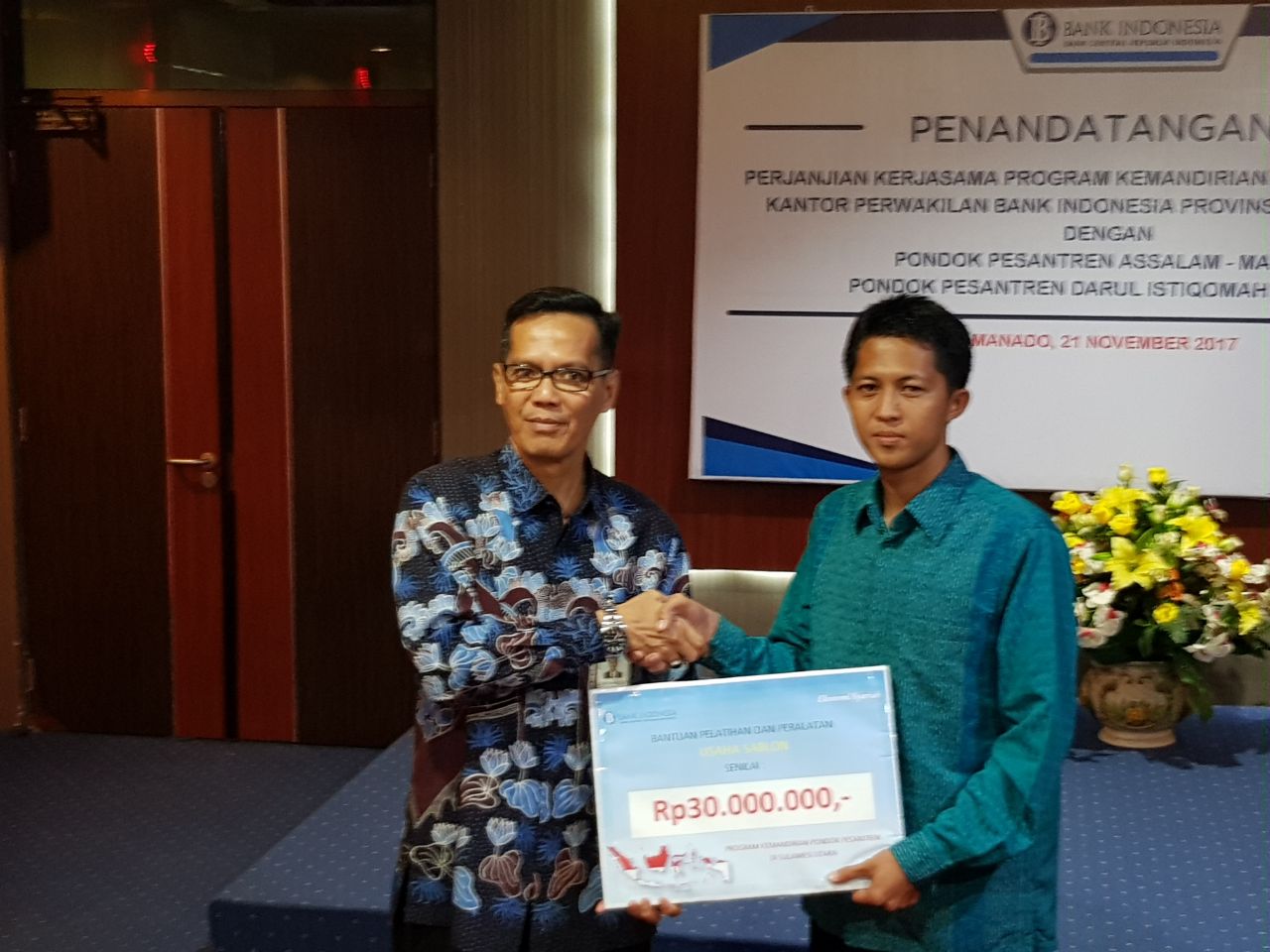 BI Kembangkan Kemandirian Pesantren Assalam dan Darul Istiqomah