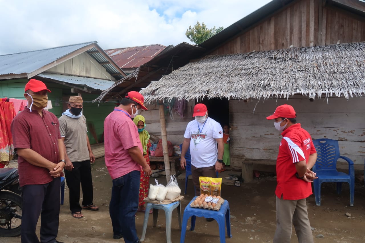 bantuan-untuk-warga-terdampak-covid-19-di-bolsel.jpg