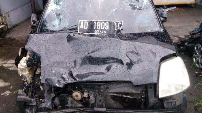 Kecelakaan Maut, Pelajar Pengemudi Mobil Seruduk Sejumlah Motor di Depannya, Satu Orang Korban Tewas