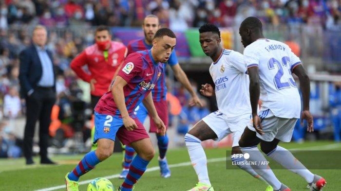 bek-barcelona-as-sergino-dest-kiri-bersaing-dengan-pemain-depan-real-madrid-brasil-vinicius-junior.jpg