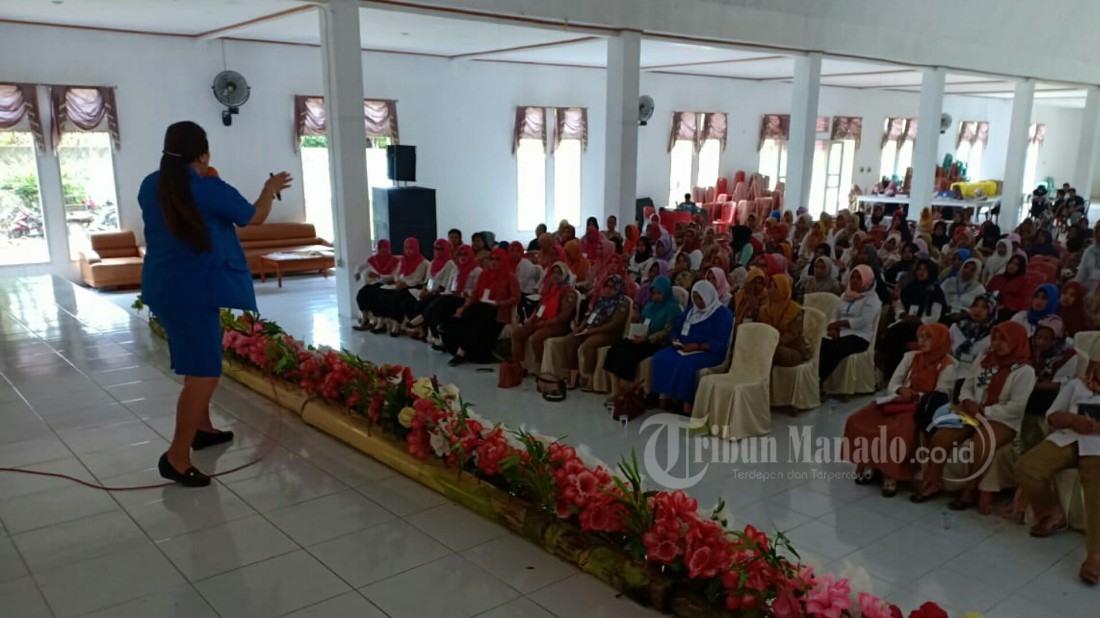 Dispendik Bolsel Gelar Pelatihan Peningkatan Mutu Pendidik PAUD
