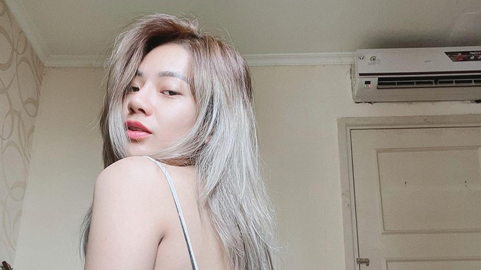 berlliana-lovell-sosok-youtuber-dan-selebgram-yang-memiliki-imej-seksi-intip-pesona-kecantikannya.jpg