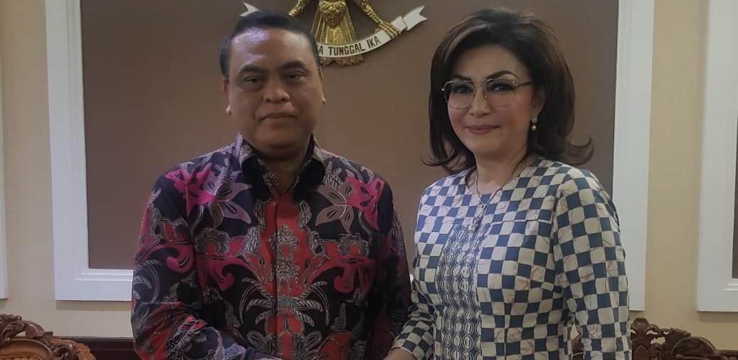 Bertemu Menpan di Jakarta, Bupati Paruntu Berjuang Untuk Honorer Daerah