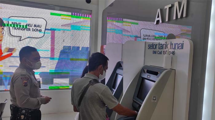 Informasi Perubahan Biaya Cek Saldo dan Tarik Tunai Bank BUMN 2022
