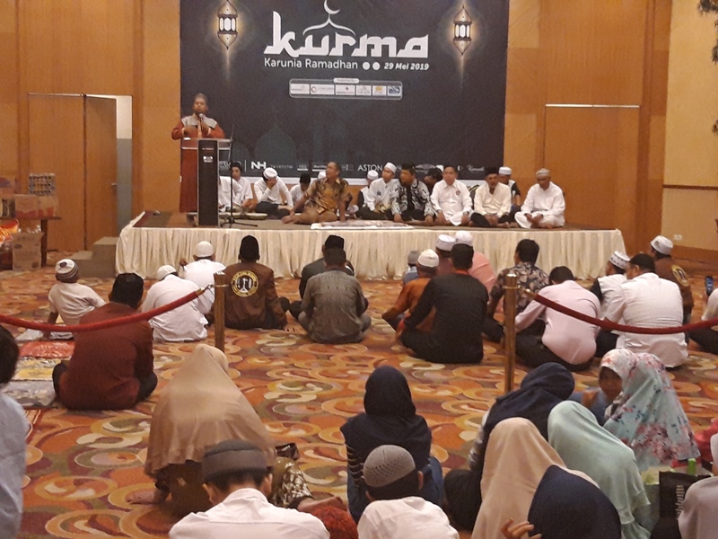 Aston Hotel Manado Berbagi dengan Panti Asuhan Ar-Rahman, Istifarin: Tumbuhkan Rasa Kepedulian