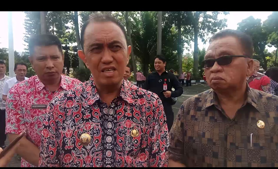 Ratusan Warganya Jadi Korban Keracunan Mie, Ini Penegasan Bupati Royke Roring