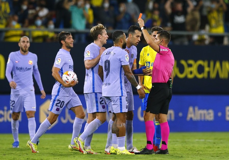 cadiz-vs-barcelona-blaugrana-gagal-menang-akibat-kartu-merah-de-jong.jpg
