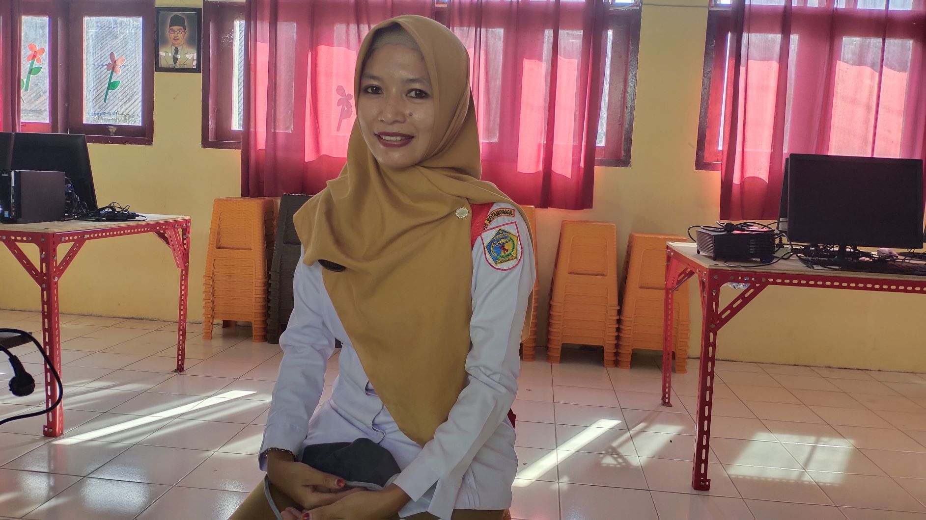 Pemkab Minut Usul 625 Guru P3K | Jeffry Watimena Pamer Lukisan | KPPS Positif di Bolmong