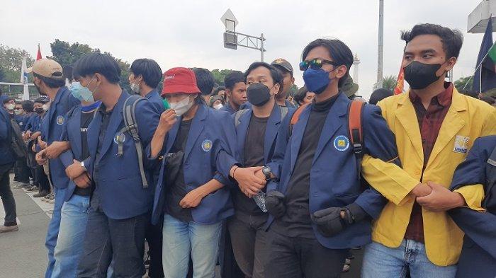 demo-21-april-mahasiswa-hampir-kena-provokasi-saat-hendak-bubarkan-diri.jpg